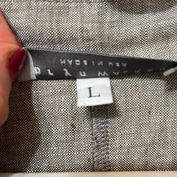 Bryn Walker large gray tan lagenlook linen button up short sleeve tunic - Picture 6 of 9